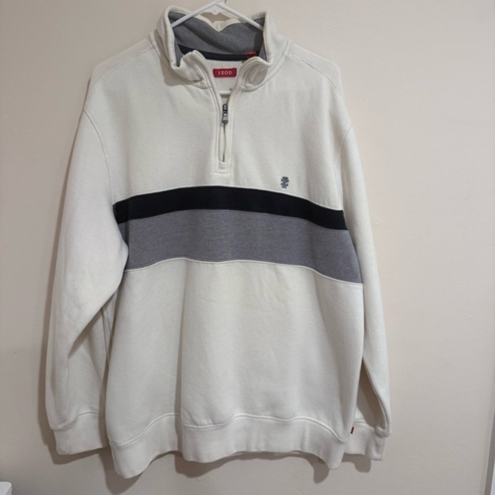 Izod Men’s Cream Sweater size XL